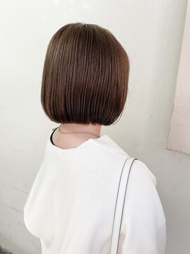 キャンバス バイ ネオリーブ 横浜西口(Canvas by neo.) ミニボブ　切りっぱなしボブ　ぱつっとボブ　ベージュ