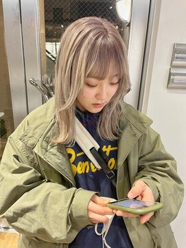 アルカナ 明治神宮前原宿(ARCANA) ホワイトベージュ ハイライト インナーカラー デザインカラー