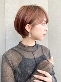 ショート×顔周り×前髪×シルキーベージュ×グレージュカラー