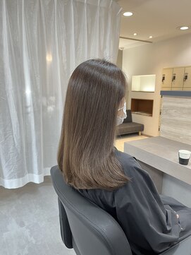 ユーリ(juli) ハイライト×ベージュ