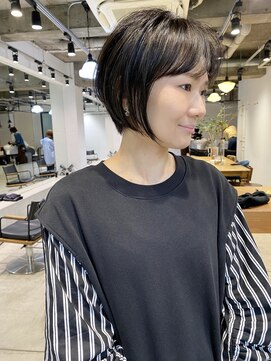 ダンボ(DUMBO) 前下がりボブ