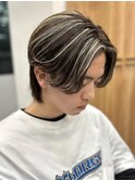 ハイライトセンターパートメッシュダブルカラーツーブロック