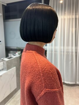 トレヘアー 京都 烏丸(tRe hair) 【透明感ブルーブラック】【タンバルモリ】【韓国風ボブ】