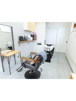 マンツーマン施術で、程よい距離感が心地良い*行きつけの美容室をお探しの方にもオススメです♪