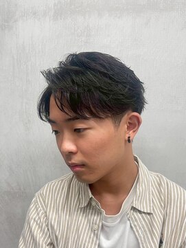 ガイ ラタン ウエスト(GUY lattan west) MEN’S HAIR/ブルーブラック/フェザーパーマ/松戸駅