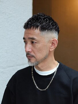 エフフォーユアヘアー(F for your hair) クロップヘア×スキンフェード