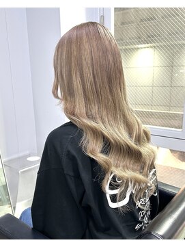 エフカード(F-card) ブリーチカラー＋ハイトーンエクステ！