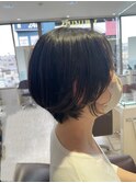 ショートボブ