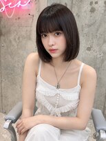 シー バイ ロンド 新宿(Sea by Lond)&nbsp;ワンホンレイヤ ー×ダークブルー[デジタルパーマ/ボブ/韓国]