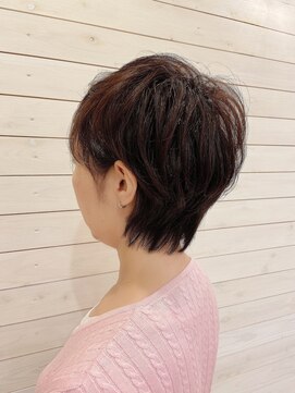 ヘアーレック(Hair REC) トップふんわり耳かけショートスタイル