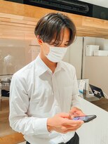 サーリー(SURLY)&nbsp;カルマパーマソフト刈り上げ前下がりセンターパート毛流れパーマ