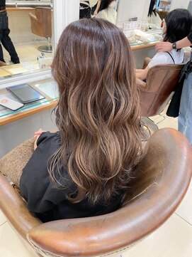 ネオリーブアイム 横浜西口店(Neolive aim) 白髪ぼかしハイライト*ライトベージュ【横浜】