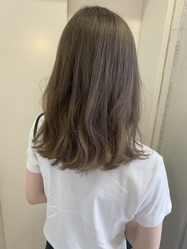 ヘアーデザイン シュシュ(hair design Chou Chou by Yone) 透明感ハイライト&オリーブグレージュ