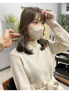 カミエ(kamie) *小顔バング 伸ばしかけセミロング インナーカラー 三宮美容室