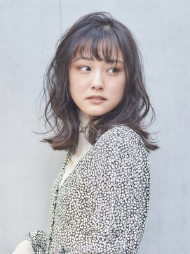 スタジオテオ(studio Teo) アッシュブラウン×小顔フェミニンパーマミディ