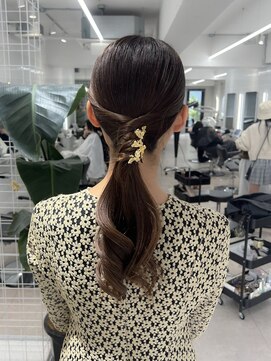 オニキス(ONYX) シンプルヘア結婚式お呼ばれヘアパーティーヘア可愛い【aya】