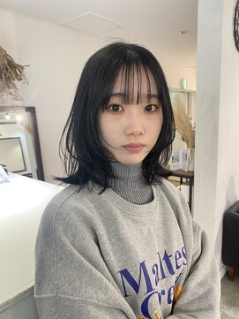 イリ 梅田(ili) 顔まわりカット/髪質改善カラー