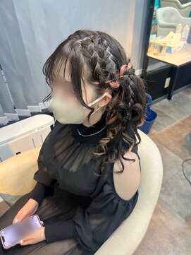 リエラ 新宿(RIERA) ハートサイドポニー