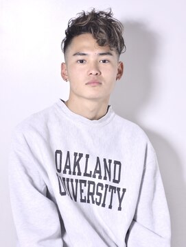 アッドバイケーツー 心斎橋(add by k-two Men's) 癖毛風かき上げパーマ×ハイライトカラー★攻めたカジュアルヘア