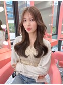 韓国ヘア/くびれヘア/前髪あり/顔まわりカット/グレージュ