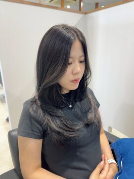 イルミ(iLUMi) iLUMi × 韓国風ヘア