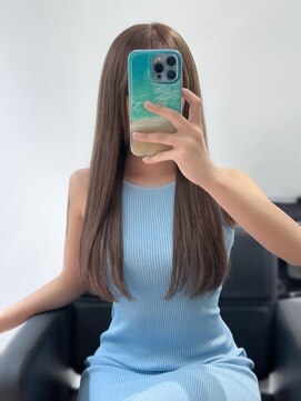 ヴィズバイエリーツ(vizz by elyts) 大人女子/重ためロング/オリーブベージュ/北谷/シールエクステ