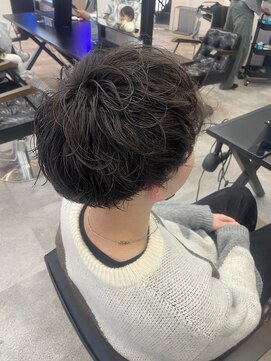 ロイ(ROI) ゆるふわスパイラルパーマ