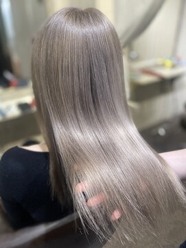 リアリス フレーゼ(Realis Fleuze) ミルクティーグレージュカラー