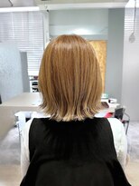 シエルブルー(ciel bleu)&nbsp;ブリーチ無しハイトーンアッシュ　切りっぱなしボブ