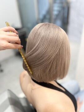 ジーナエス 札幌(Zina S) milk tea beige