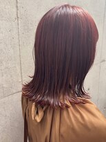 レジュアル(RESSUAL)&nbsp;チェリーピンク　外ハネ　切りっぱなしミディ