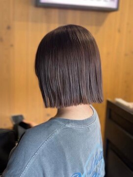 スペックホルダー(Spec Holder) シルキーカットボブ