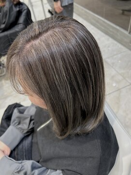 ケンジ 平塚 アネッタ(KENJE annetta) ハイライトカラー/白髪ボカシ