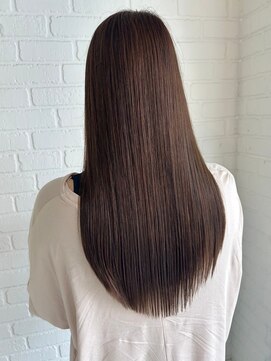 サロン デュッカ(Salon Duka) サラツヤロング