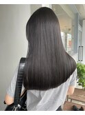 就活にもおすすめダークカラー