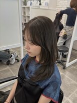 レーヴバイキートス(REVE by kiitos) 【赤みを抑えた上品オリーブグレージュ】