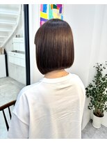 エブリ(evri)&nbsp;前下がりボブ　ボブ　髪質改善　縮毛矯正　レイヤー　前髪カット