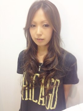 プランタンアヴェダ(printemps AVEDA) 大人仕様のフェミニンロング