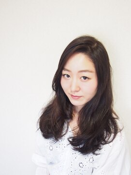 ランプ ヘア(Lamp HAIR) 重めのロング