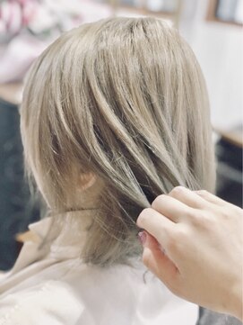 クラスィービィーヘアーメイク(Hair Make) ハイカラー☆彡