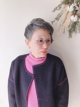 フラヴェス(floves) アシンメトリーショートヘア