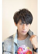 ノイセル 西本町(Noisyle)&nbsp;前下がりツイストスパイラル束感ツーブロック無造作ショート