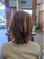 エルパライソ(Hair make Elparaiso) 外ハネミディアムレイヤーボブ
