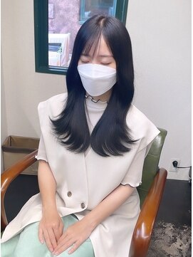 エミタス 三年坂(Emitas) 色気のあるナチュラル韓国ヘア【20代おすすめヘア】