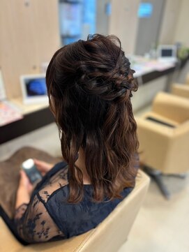 ヘアショップエヌアンドエー 久喜 栗橋店(hairshop N&A) ハーフアップヘアアレンジ 巻き髪ウェーブアレンジ