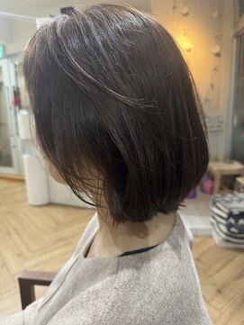 カナエ(CaNaE) 大人ミディアムボブ