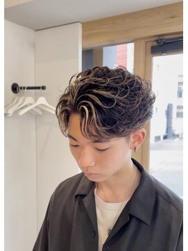 メンズギフト(men's GIFT) 大分フェザーパーマメンズマッシュ刈り上げツーブロック2way