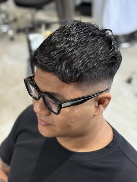 グリッター(GLITTER) 毛流れアイロンパーマ