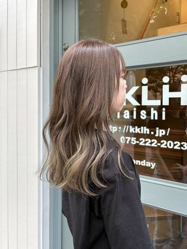 クンクンルーホーライシー(KUN KUN LU HO laishi) マットグレージュ