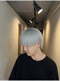 20代◎メンズホワイトカラー×マッシュウルフで小顔カット